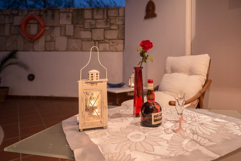 Villa Joy Mare ذاراتسو الغرفة الصورة